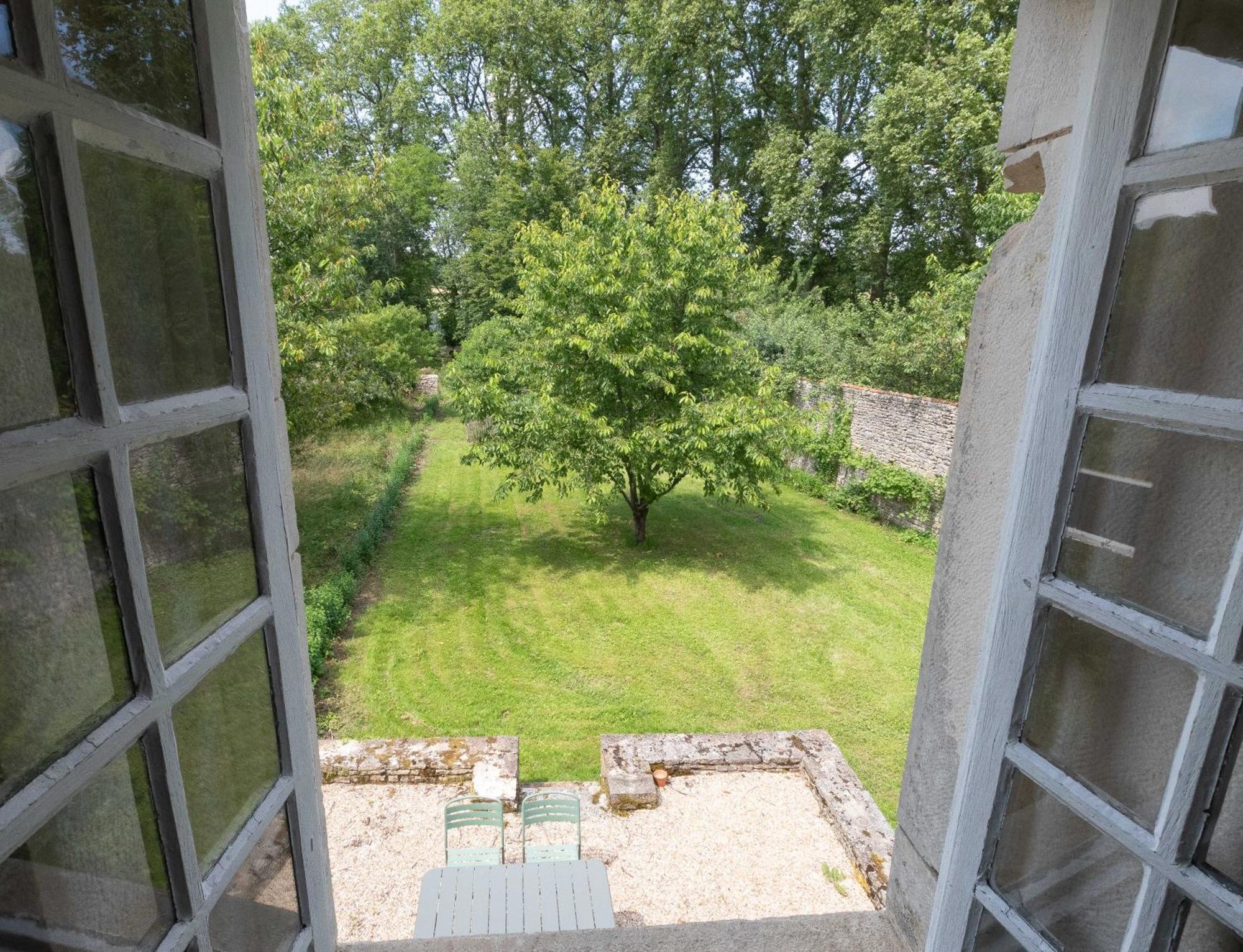 Hébergement de vacances & La Maison Du Pere *